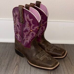 Ariat Girls Tombstone Wide Square Toe Western Boot Size 4.5